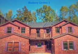 Blueberry Gardens 1 - Gallery Image 3