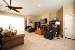 Golden Sunset Villa - Gallery Image 2