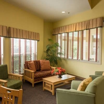 Kingston Residence Of Vermilion - Gallery Image 6