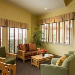 Kingston Residence Of Vermilion - Gallery Image 6