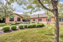 Assisted Living At The Meadowlands - Gallery Image 2