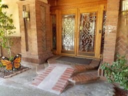 Mariposa Manor* - Gallery Image 3
