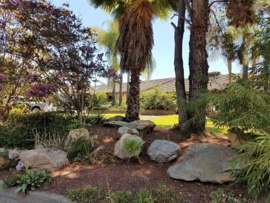 Mariposa Manor* - Gallery Image 1