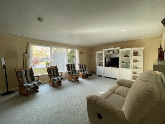 Pacific Sunrise Living Afh- Zadia Santillan - Gallery Image 3