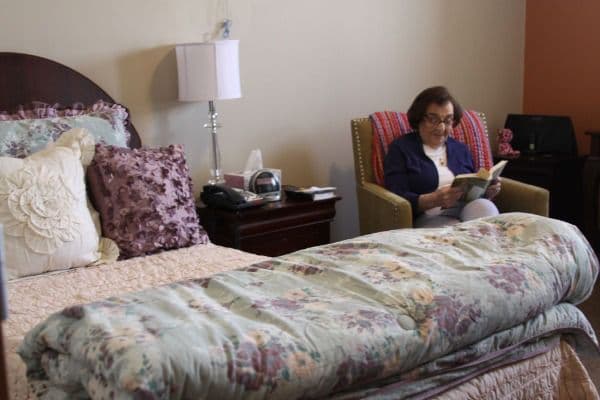 Long Beach Assisted Living** - Gallery Image 4