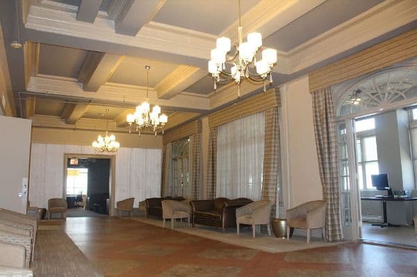 Long Beach Assisted Living** - Gallery Image 5