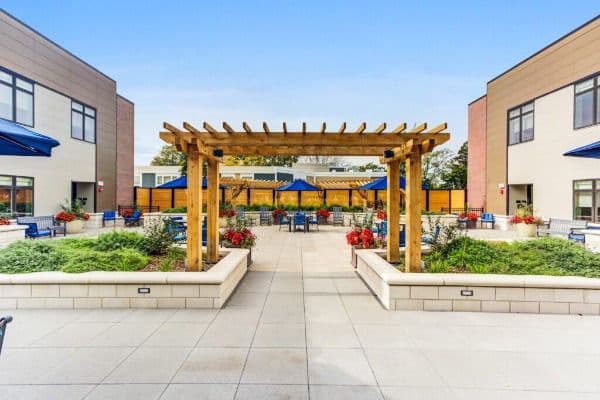 Artis Senior Living of Wilmette - Gallery Image 1