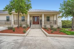 Onestone Oak Senior Living - Gallery Image 1