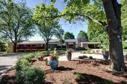 Hillside Terrace - Gallery Image 1