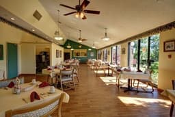 Hillside Terrace - Gallery Image 6