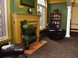 Crystal Creek Assisted Living - Gallery Image 2