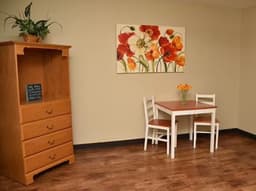 Crystal Creek Assisted Living - Gallery Image 6