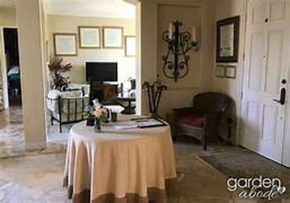 Garden Abode - Gallery Image 5