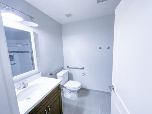 Pacifica Senior Living Vista - Gallery Image 5