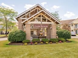 Parkwood Heights - Gallery Image 1
