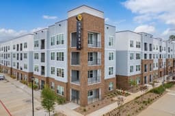 The Reserve at Watermere Woodland Lakes - Gallery Image 1
