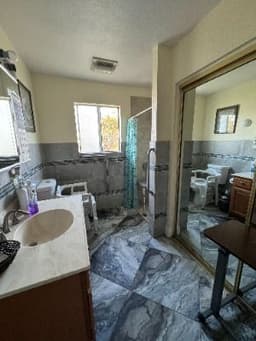 Sapphire Pacific - Lake San Marcos - Gallery Image 4