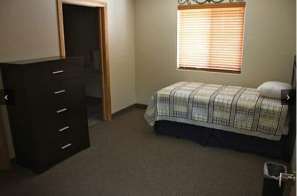 Beehive Homes Of Washington County River Road - Gallery Image 6
