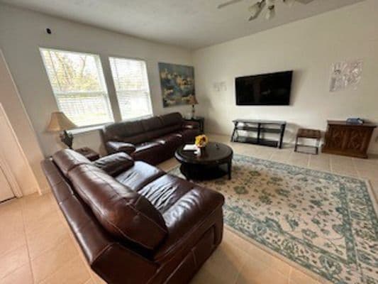 Aurora Living - Silverchase - Gallery Image 5