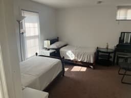 Perpetual Assisted Living - Gallery Image 6