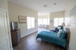Riverside Cottages At The Shores - Gallery Image 5