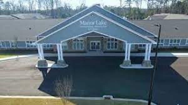 Manor Lake Ellijay
