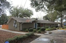 Bedford Residence Assisted Living II - Gallery Image 2