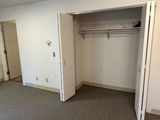 Northaven II Retirement Apartment - Gallery Image 4