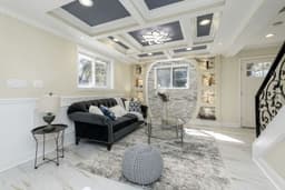 Pleasure Luxurious Living - Gallery Image 2