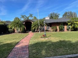 Advocate Assisted Living - Gallery Image 1