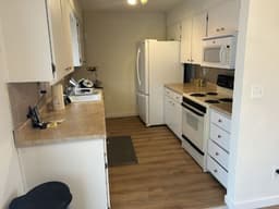 Two Rivers Care Homes, Annie Mbau, Lpn - Gallery Image 5