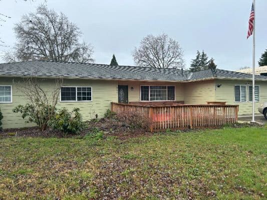 Two Rivers Care Homes, Annie Mbau, Lpn - Gallery Image 1