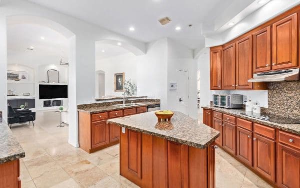 Legacy Manor - Gallery Image 2