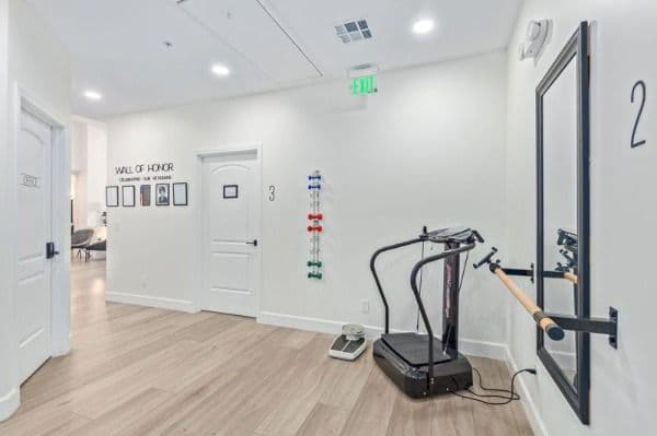 Pinnacle Peak Senior Living - Gallery Image 5