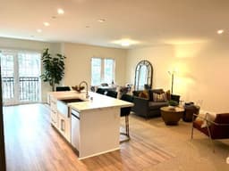 Aegis Living Laurelhurst - Gallery Image 4