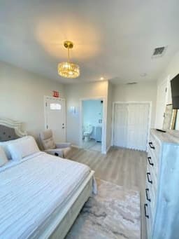 Blue Oaks Senior Care - Gallery Image 5