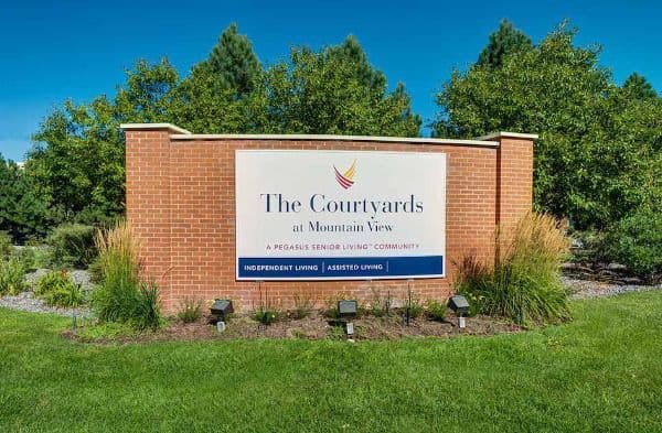 The Courtyards at Mountain View - Gallery Image 1