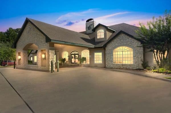 Carriage Inn - Conroe