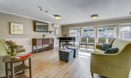 Silver Point Plaza - Gallery Image 4