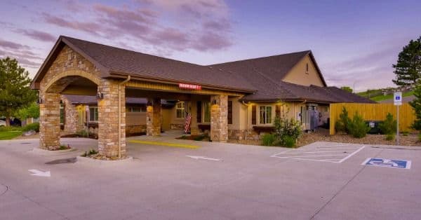 Rocky Mountain Assisted Living - Chestnut Hill - Gallery Image 3