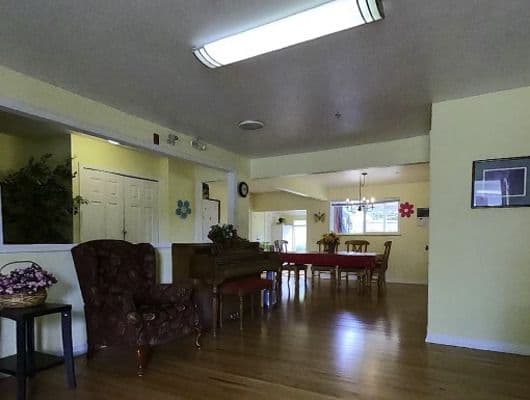 Rose Of Sharon Assisted Living- Valentia House - Gallery Image 2