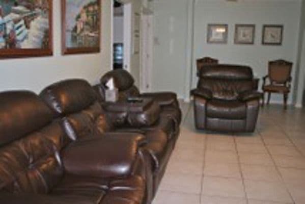 Guardian Senior Homes On Madison - Gallery Image 2