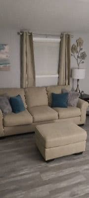 All About You Manor - Gallery Image 1