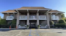 Westchester Villa - Gallery Image 1