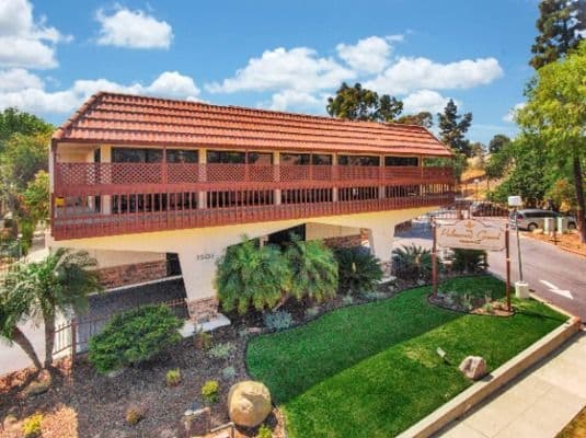 Pacific Villa - Gallery Image 1