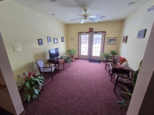 Olivia Village Assisted Living Residence - Gallery Image 5