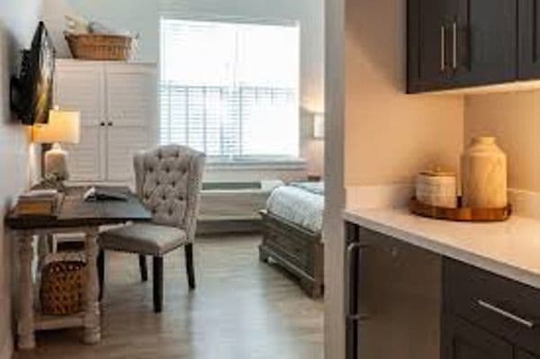 The Residence at Oak Grove - Gallery Image 4