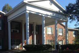 Knollwood Healthcare - Gallery Image 1