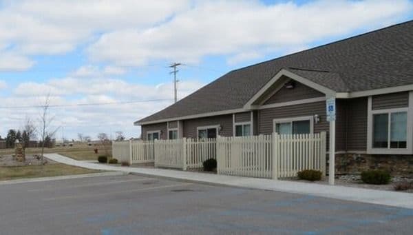 Grand Blanc Fields Assisted Living  - Gallery Image 2