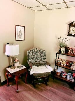 Rebecca's At Everett - Gallery Image 6